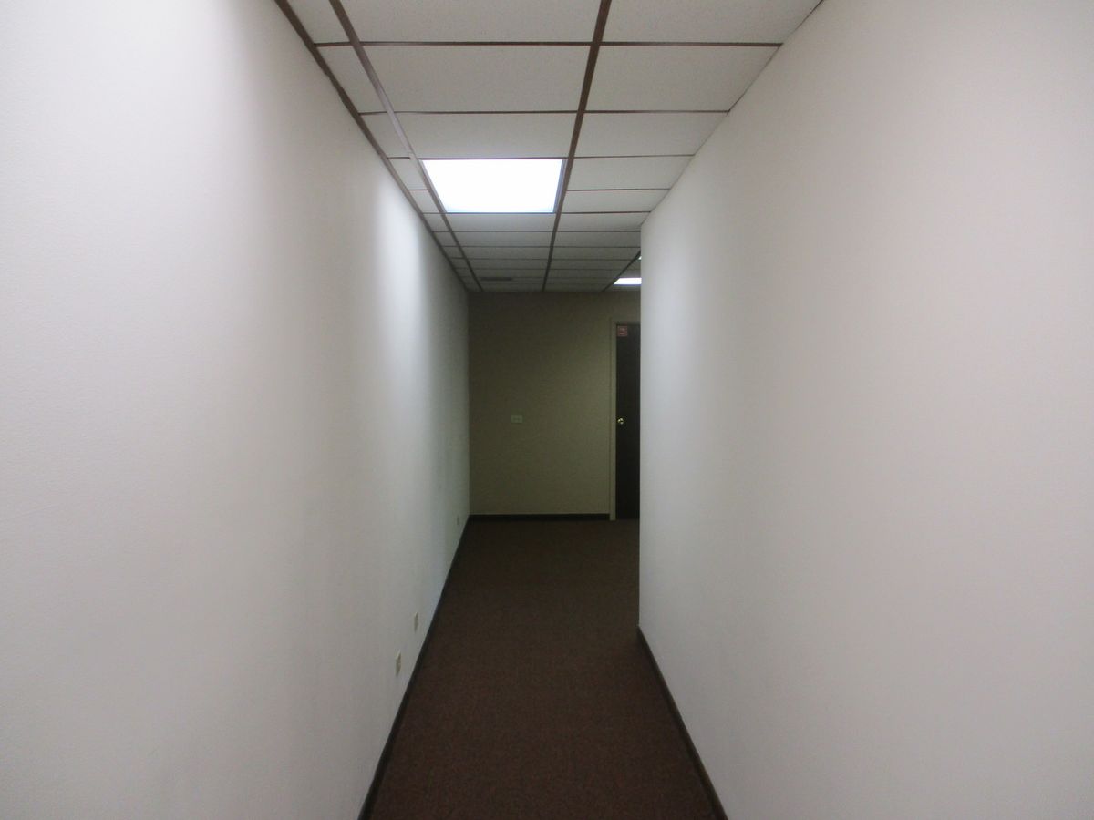 3510 Hobson Road, Woodridge, IL 60517