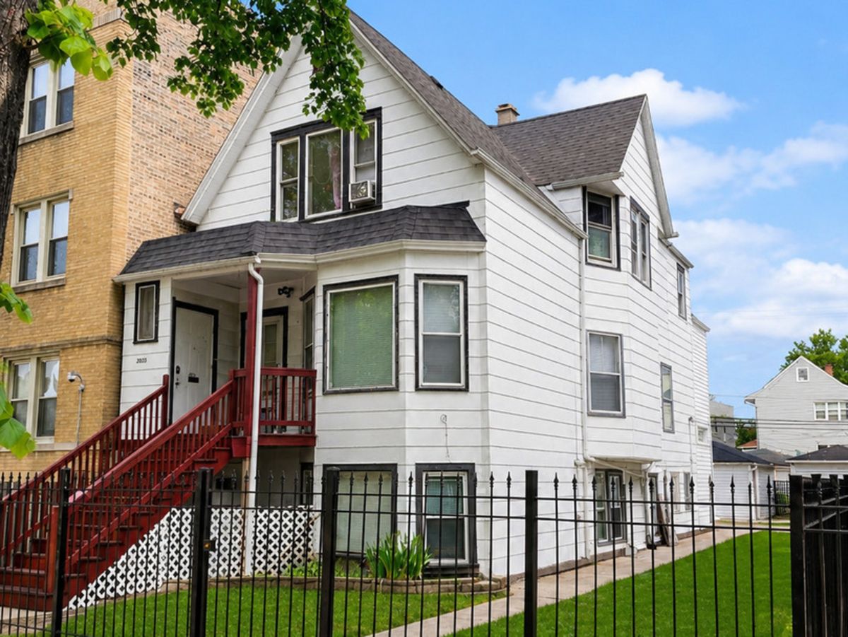 2053 Kilbourn Avenue, Chicago, IL 60639