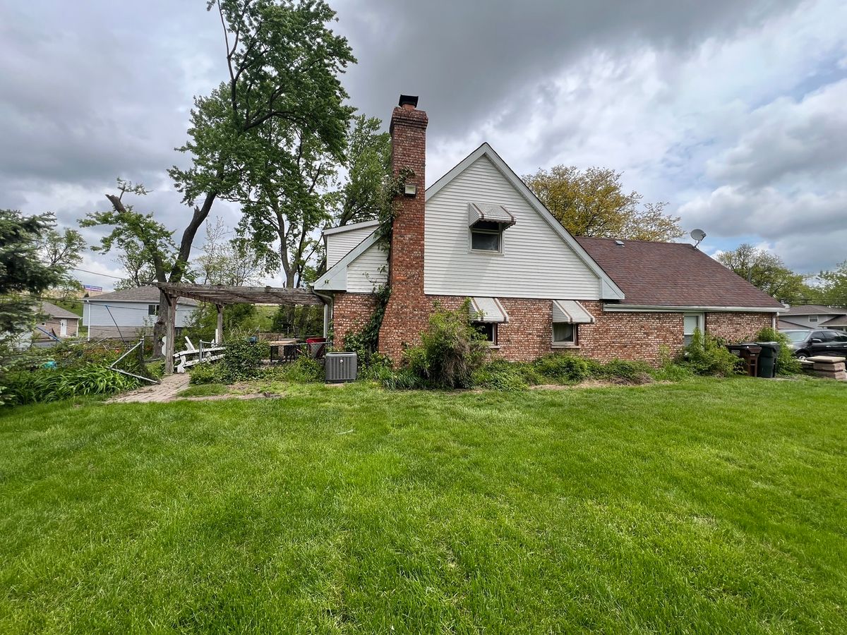 17208 Loomis Avenue, East Hazel Crest, IL 60429