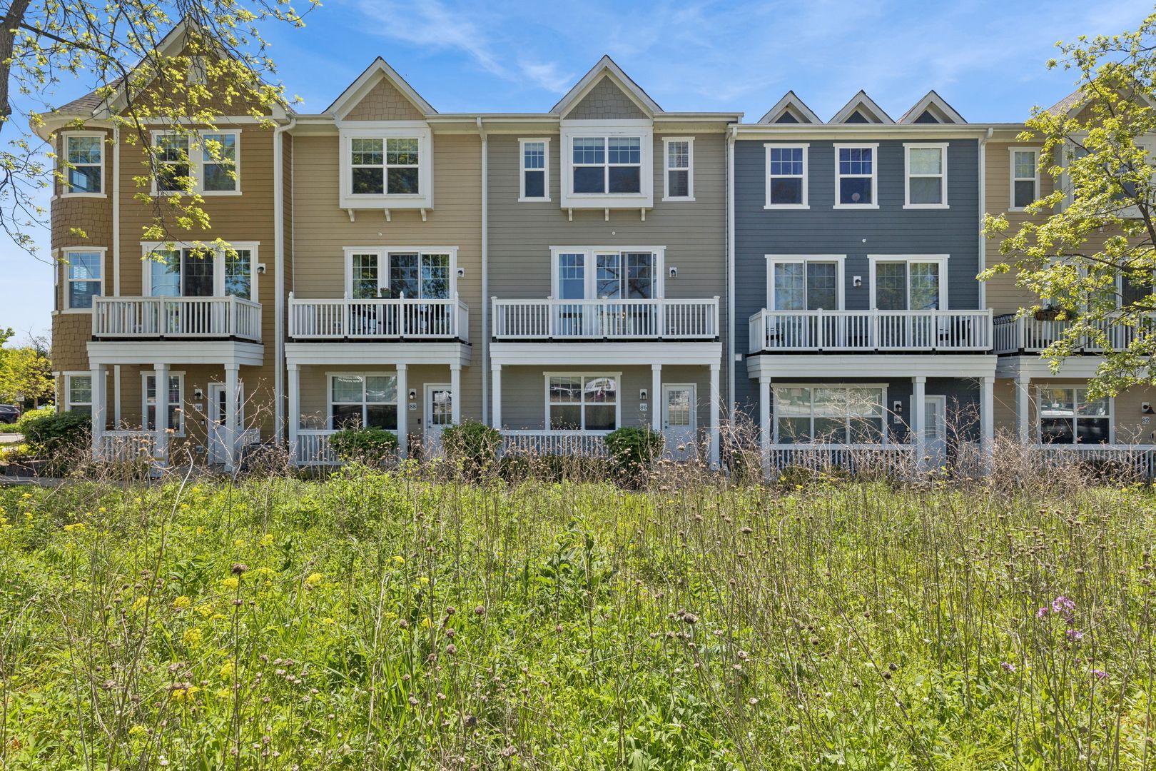 86 Lakeview Place — Lake Zurich, IL 60047