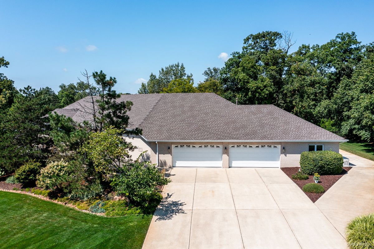 13100 Fox Lane, Lemont, IL 60439