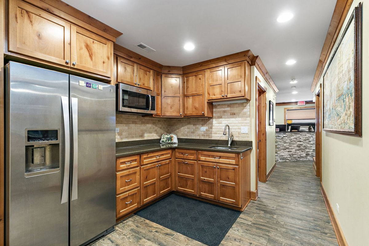 370 E Prairie Street #13, Crystal Lake, IL 60014