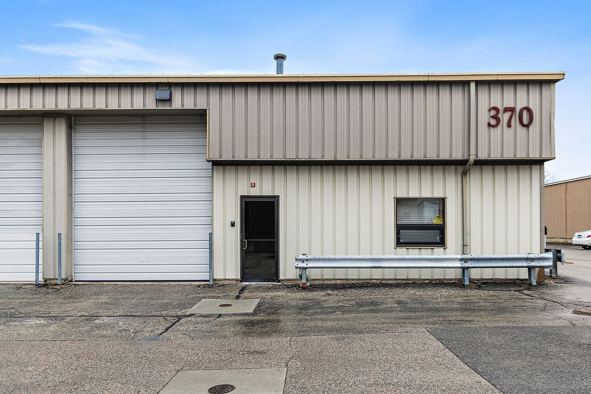 370 E Prairie Street #13, Crystal Lake, IL 60014