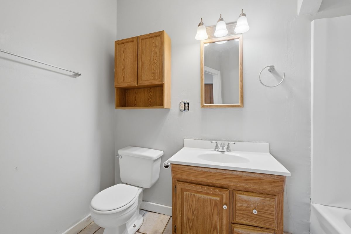 427 W Marion Street, Joliet, IL 60436