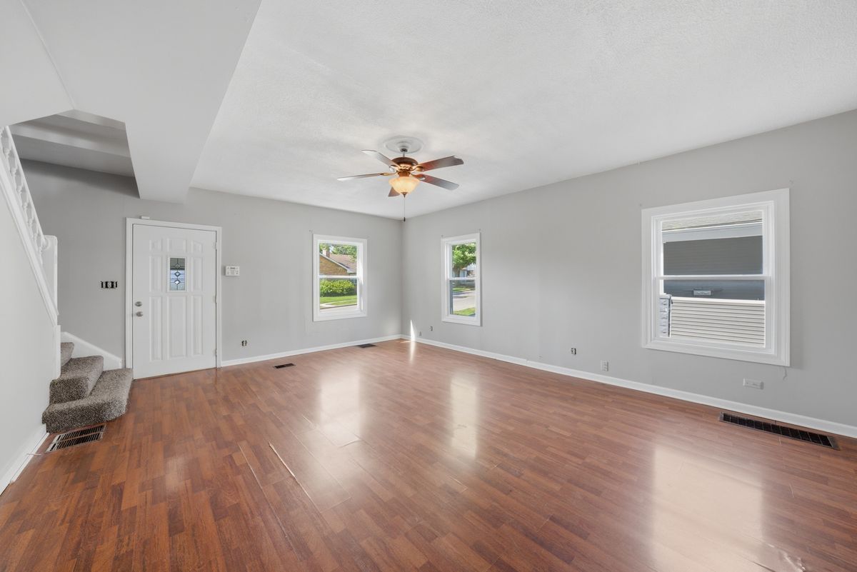 427 W Marion Street, Joliet, IL 60436