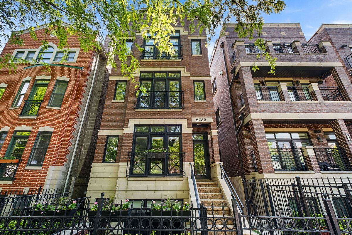 2733 Southport Avenue, Chicago, IL 60614