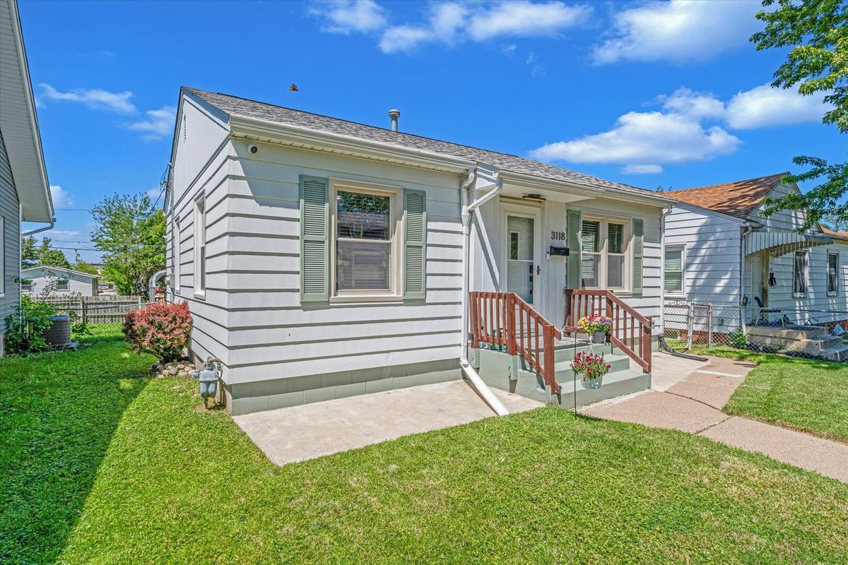 3118 9 1/2 Street, Rock Island, IL 61201