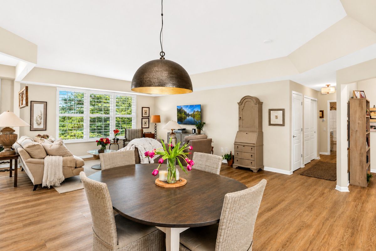 14028 Palisades Avenue, Huntley, IL 60142