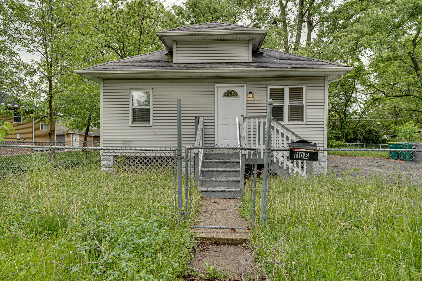 1108 Magnolia Avenue — Joliet, IL 60432