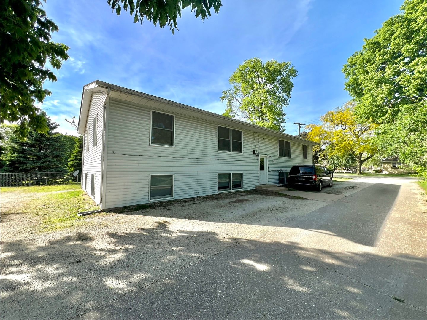 700 5th Avenue — Erie, IL 61250