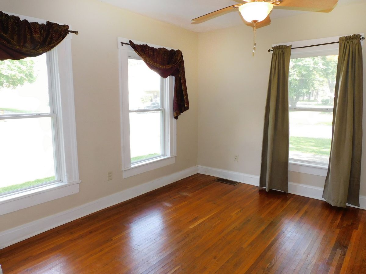 307 N 5th Street, Oregon, IL 61061