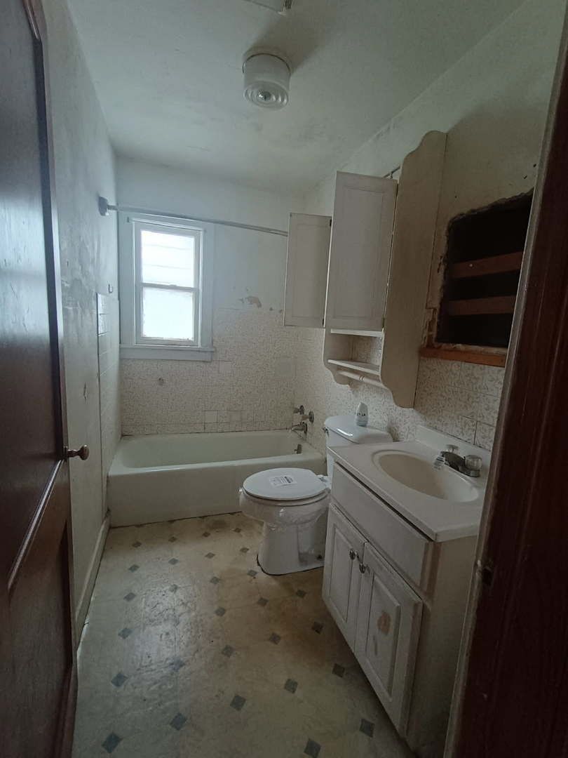 120 Adams Street, Rushville, IL 62681