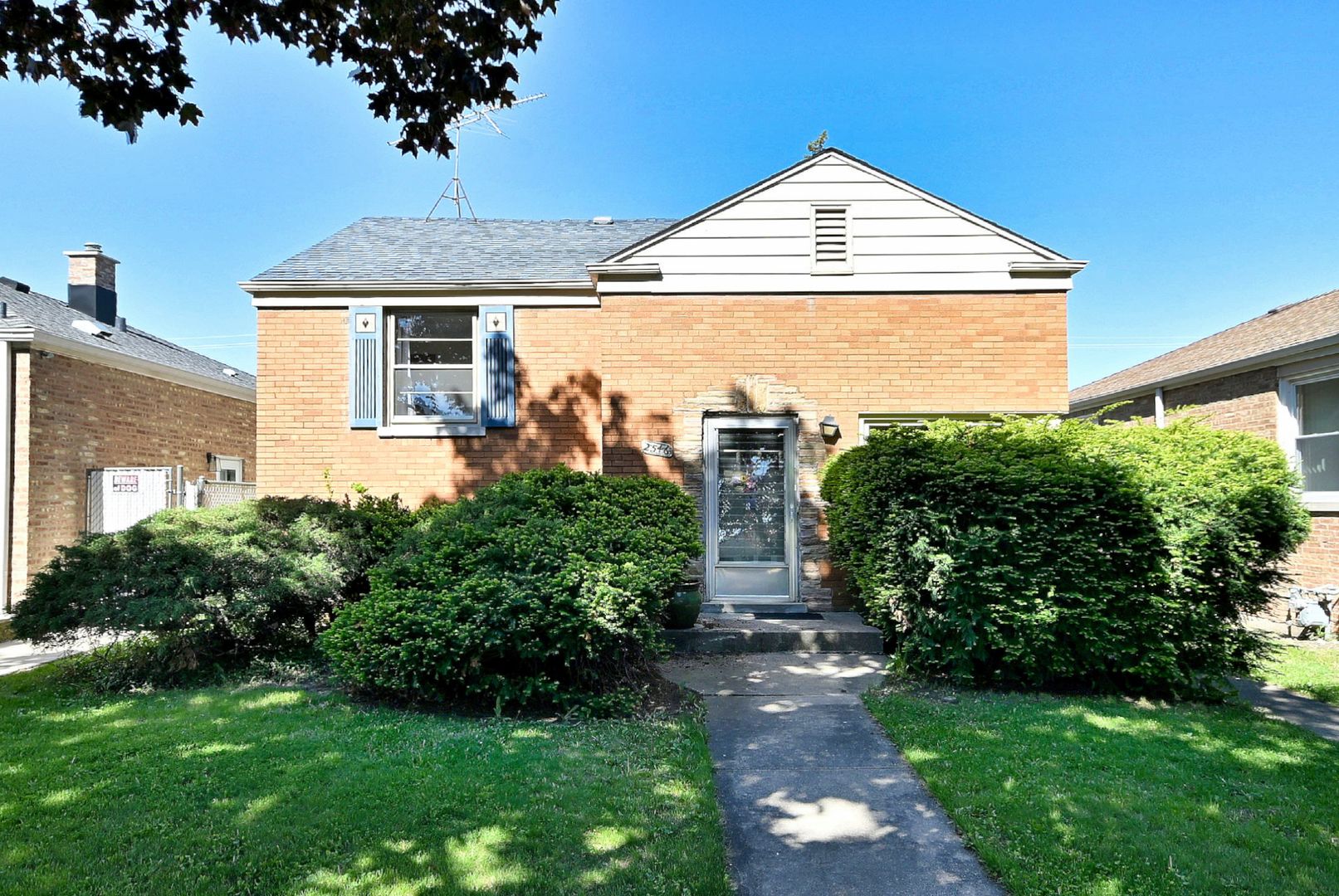 2546 West Street — River Grove, IL 60171