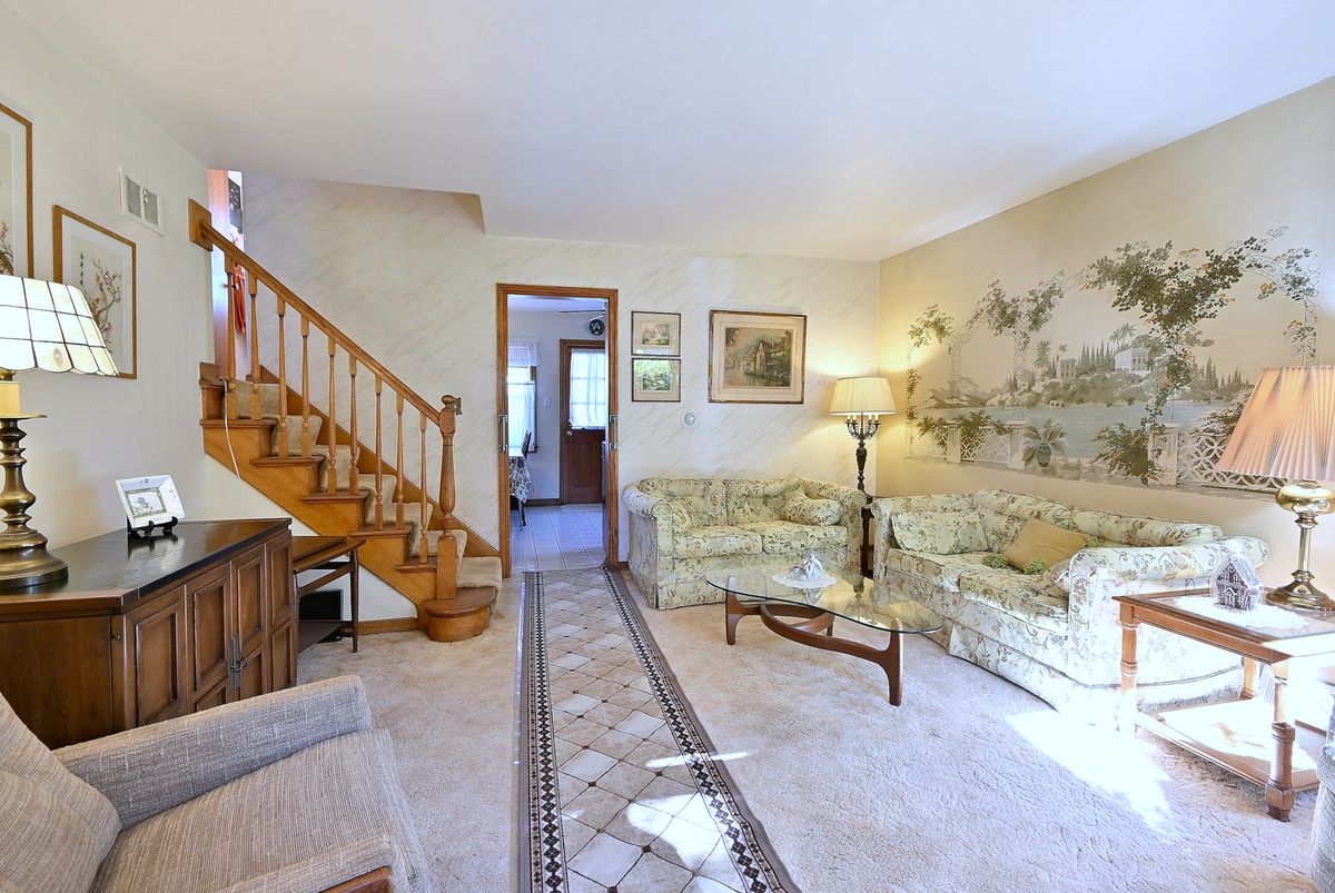 2546 West Street, River Grove, IL 60171