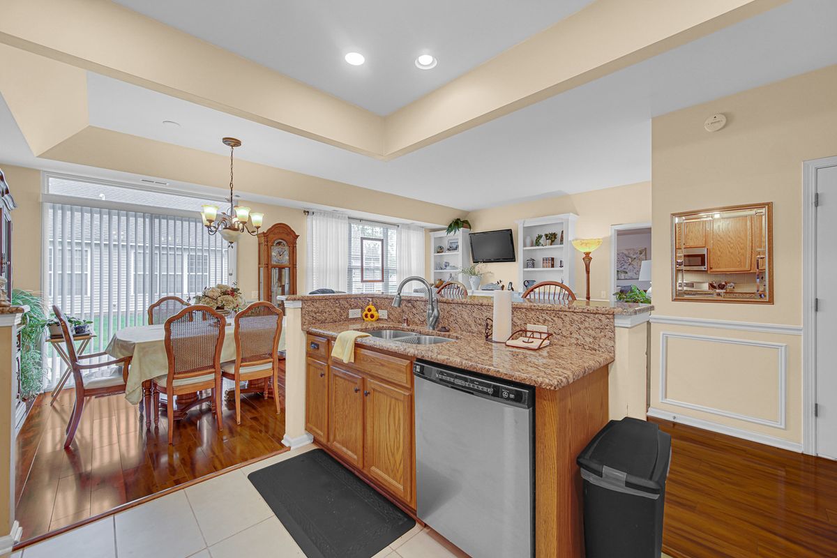 13528 Bonaire Road, Huntley, IL 60142