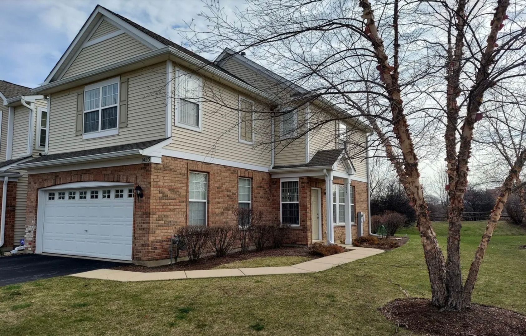 1455 Millbrook Drive — Algonquin, IL 60102