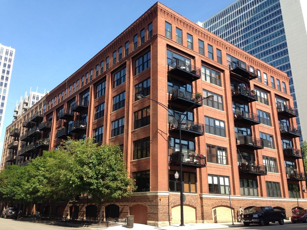 520 HURON Street, Chicago, IL 60654