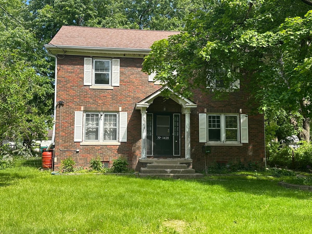 1418 Sheridan Road, Peoria, IL 61606