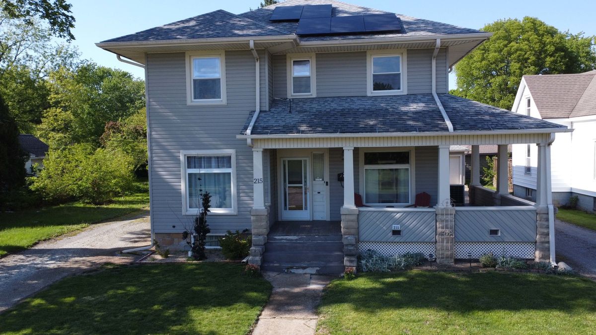 215 W Jones Street, Milford, IL 60953