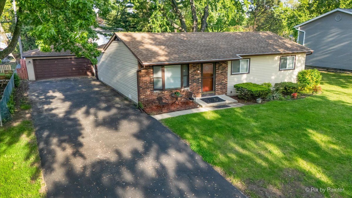 172 Ashbury Avenue, Bolingbrook, IL 60440