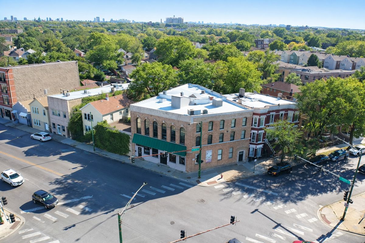 3265 Archer Avenue, Chicago, IL 60608