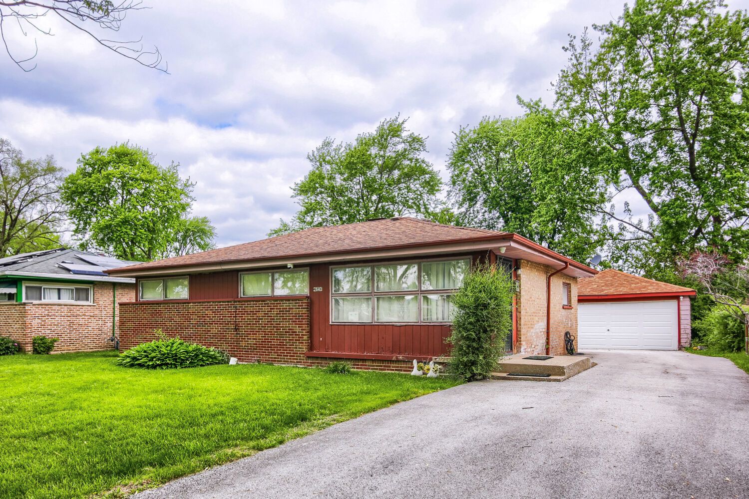 2840 Stafford Drive — Markham, IL 60428