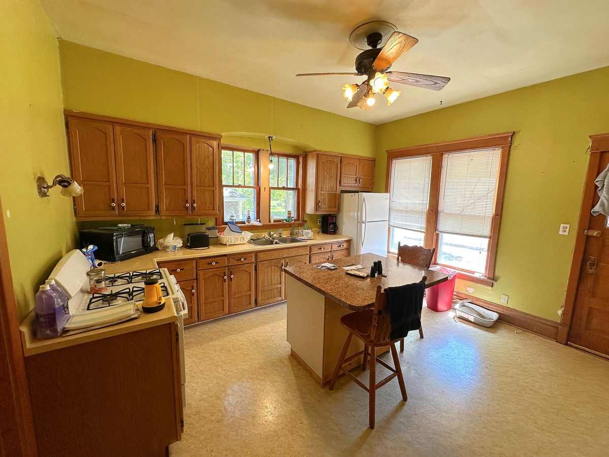 319 S Monroe Street, Streator, IL 61364
