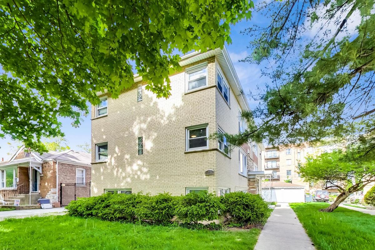11106 Washtenaw Avenue, Chicago, IL 60655