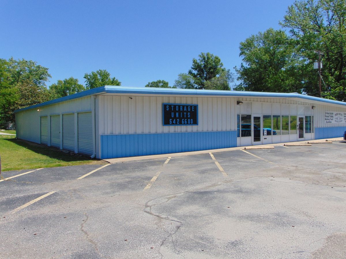 205 Randolph Street, Pinckneyville, IL 62274
