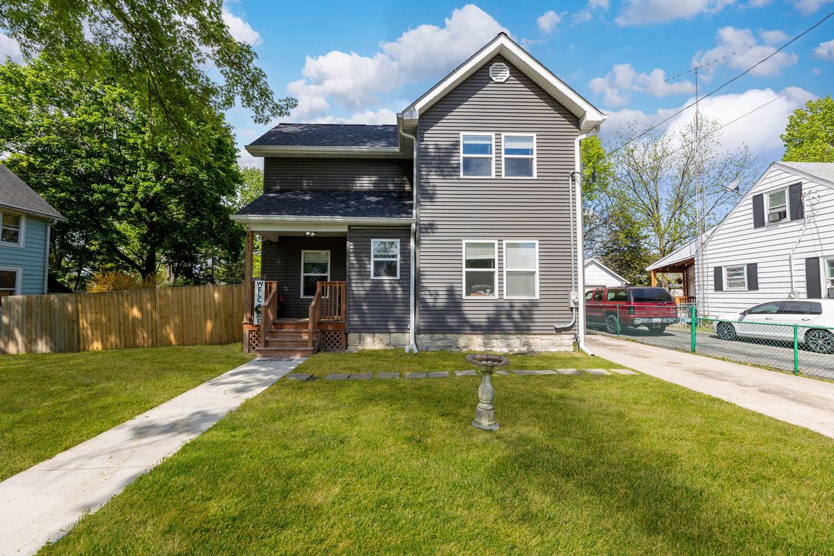 421 De Kalb Street, Sandwich, IL 60548