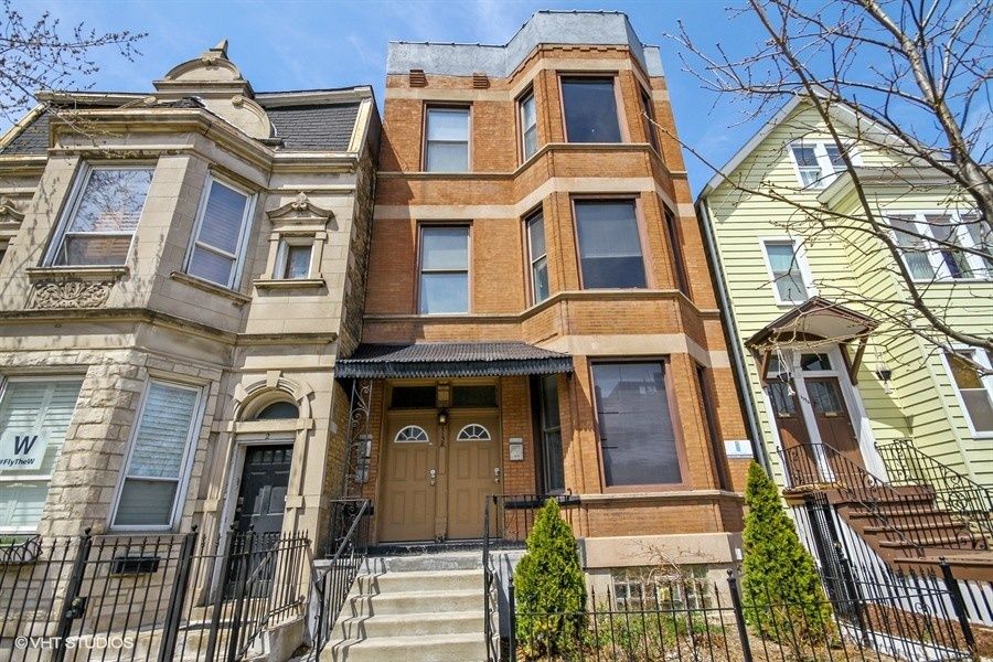 1138 Addison Street, Chicago, IL 60613