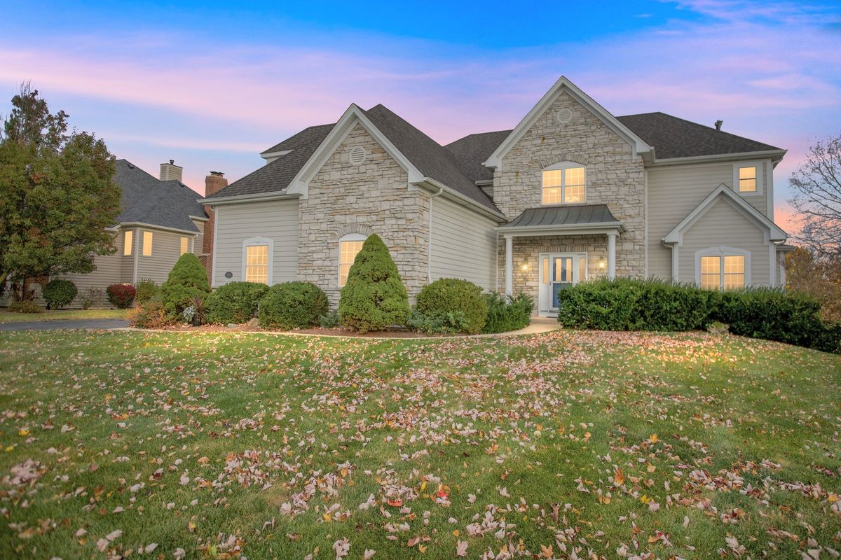 3N812 John Greenleaf Whittier Place, St. Charles, IL 60175