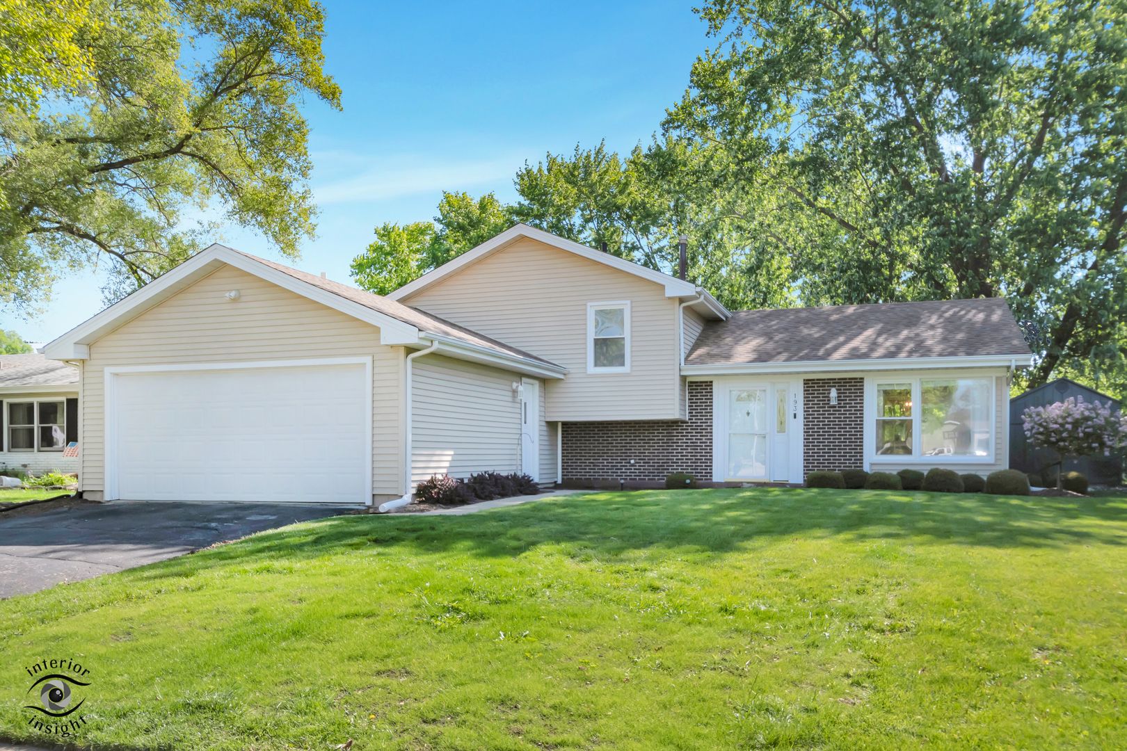 193 Grant Drive — Bolingbrook, IL 60440