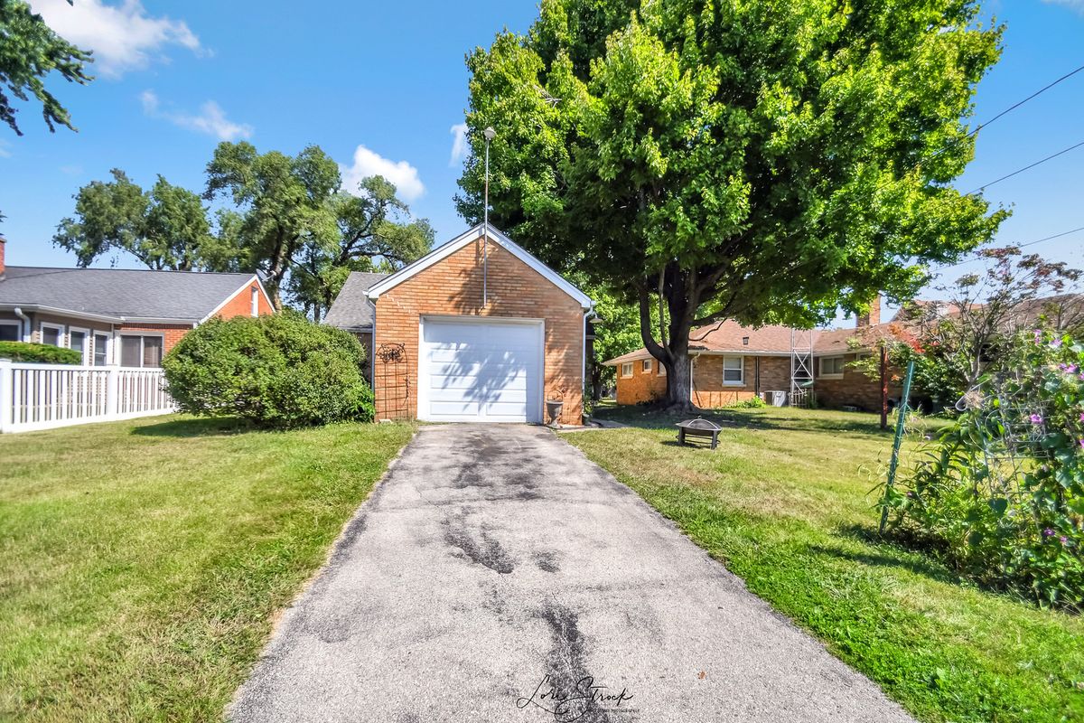 655 S Wall Street, Kankakee, IL 60901