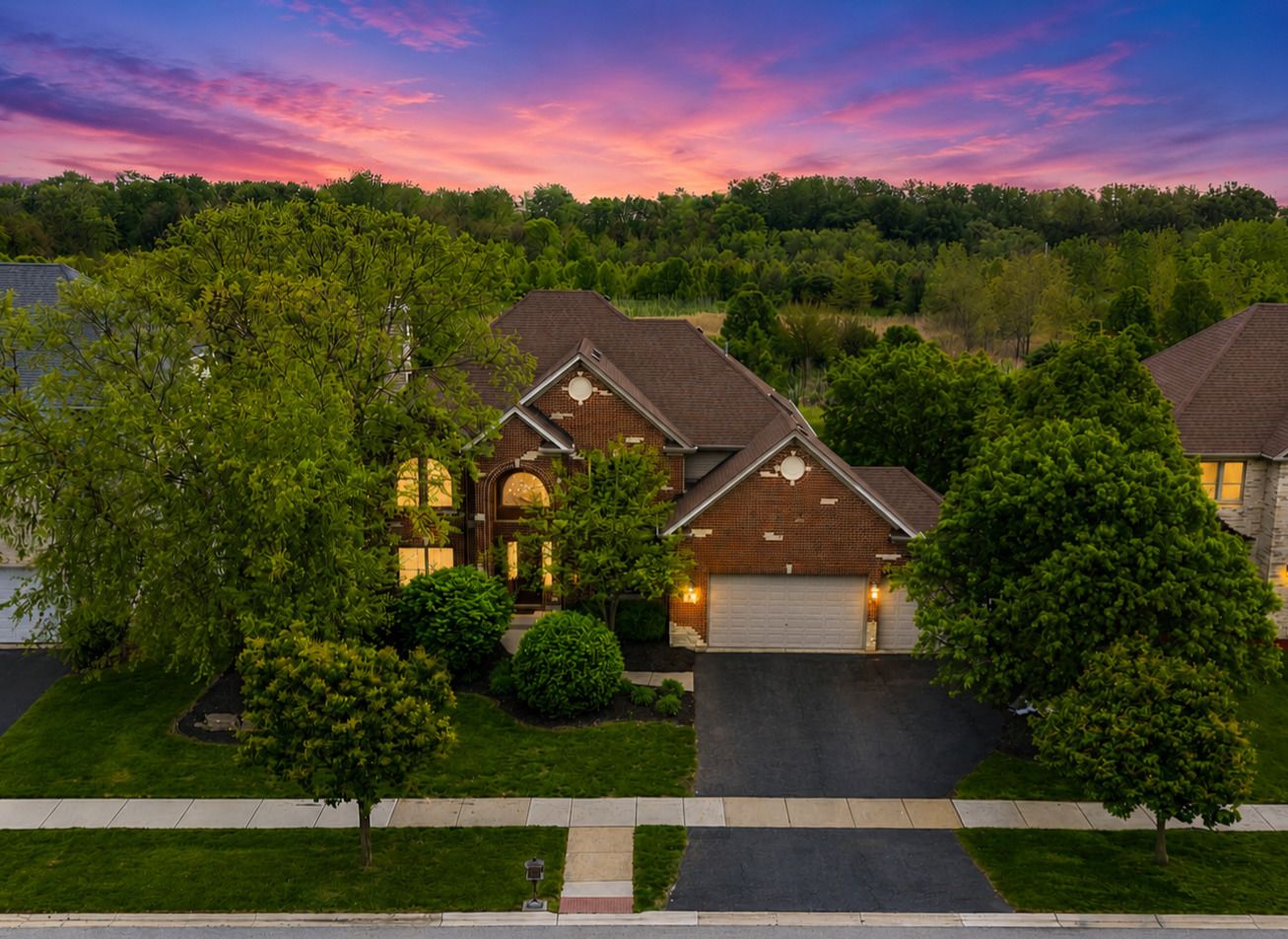 5815 Rosinweed Lane — Naperville, IL 60564