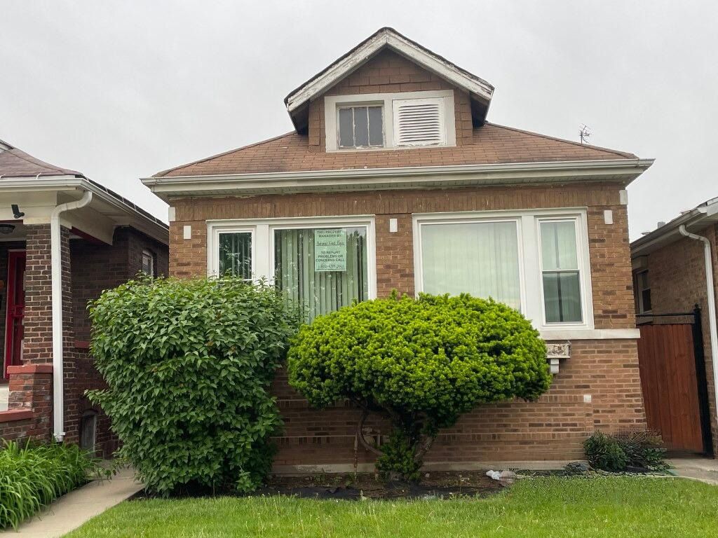 8618 Loomis Boulevard, Chicago, IL 60620