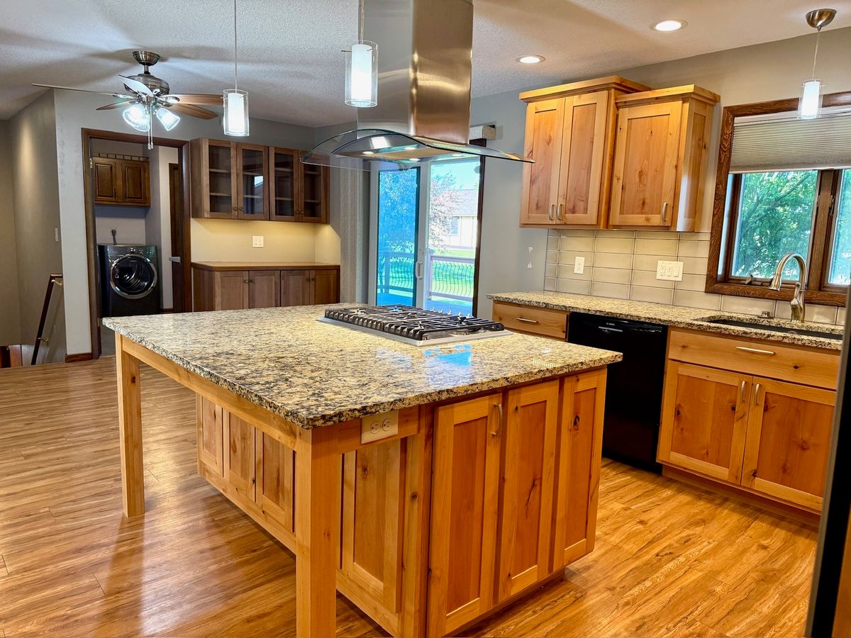 100 6th Street, Fulton, IL 61252