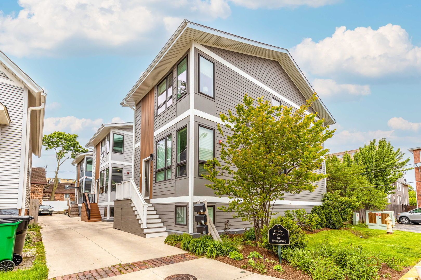 311 Burkhardt Court — Forest Park, IL 60130