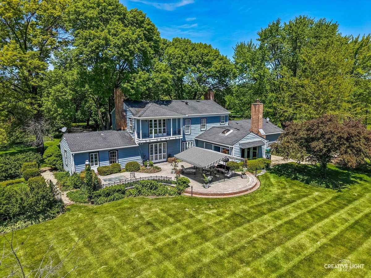 33W451 Surrey Road, Wayne, IL 60184