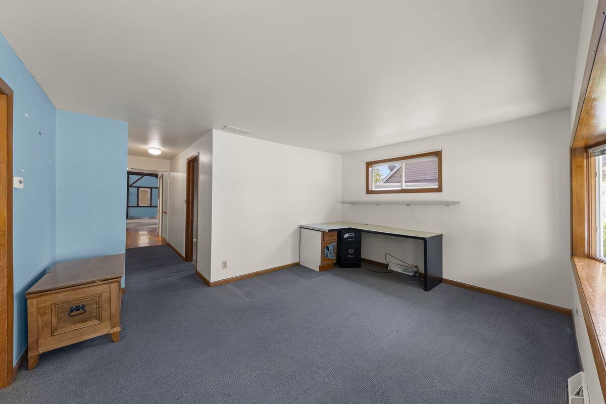 3741 Emerson Street, Schiller Park, IL 60176