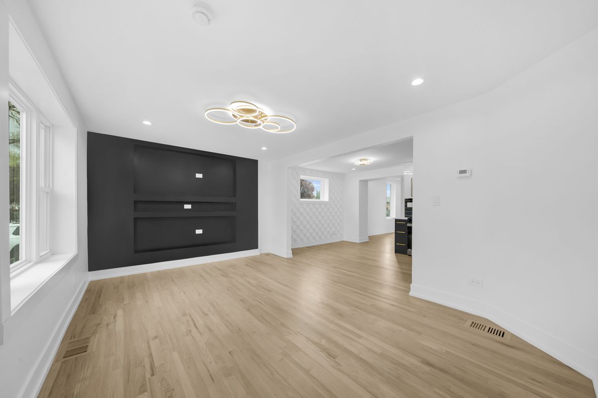 3601 S 56th Court, Cicero, IL 60804