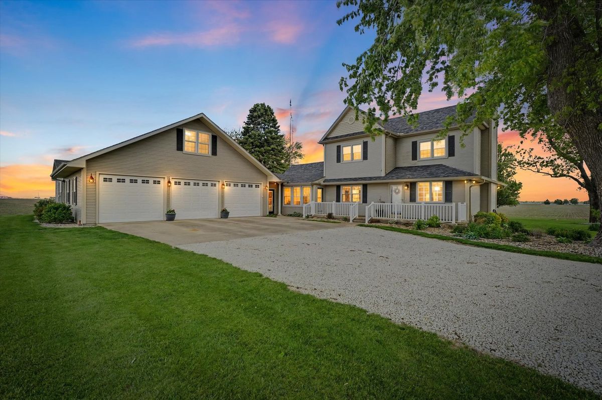 2740 County Road 1400, Rantoul, IL 61866