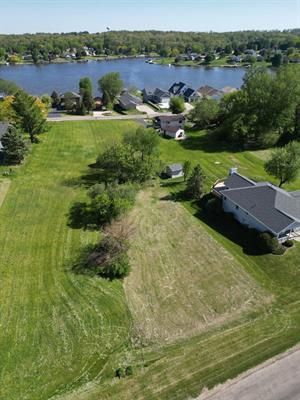 951 Lake Summerset Road — Davis, IL 61019