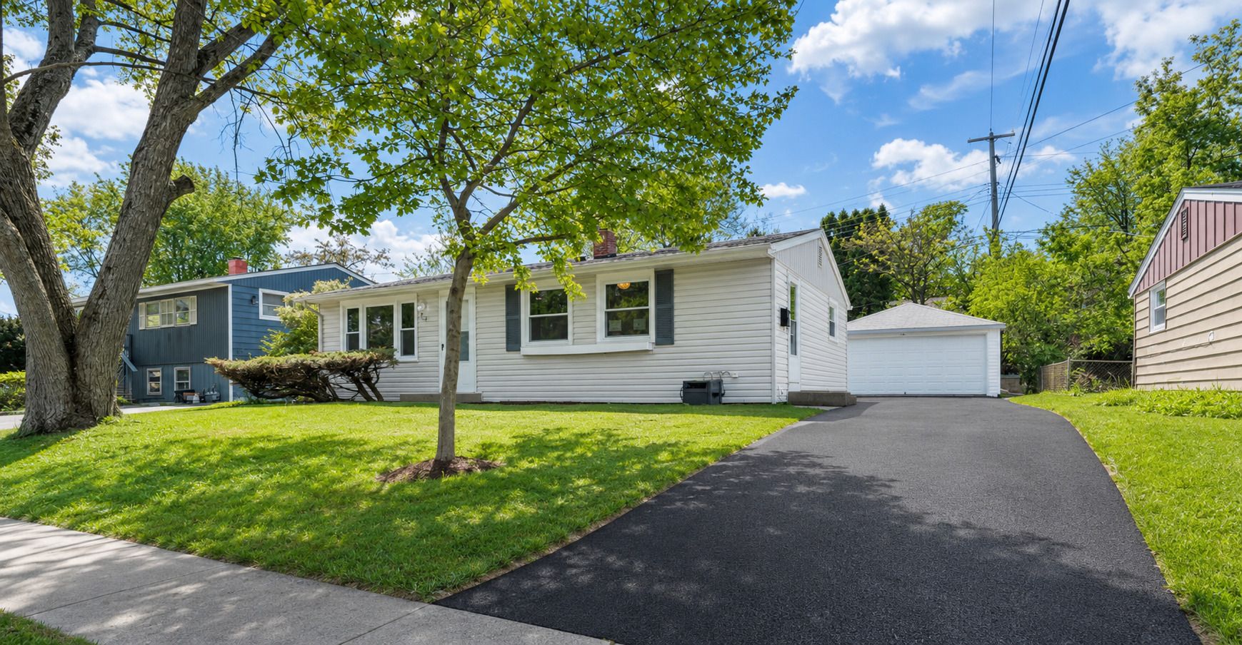 502 Tyler Drive — Carpentersville, IL 60110