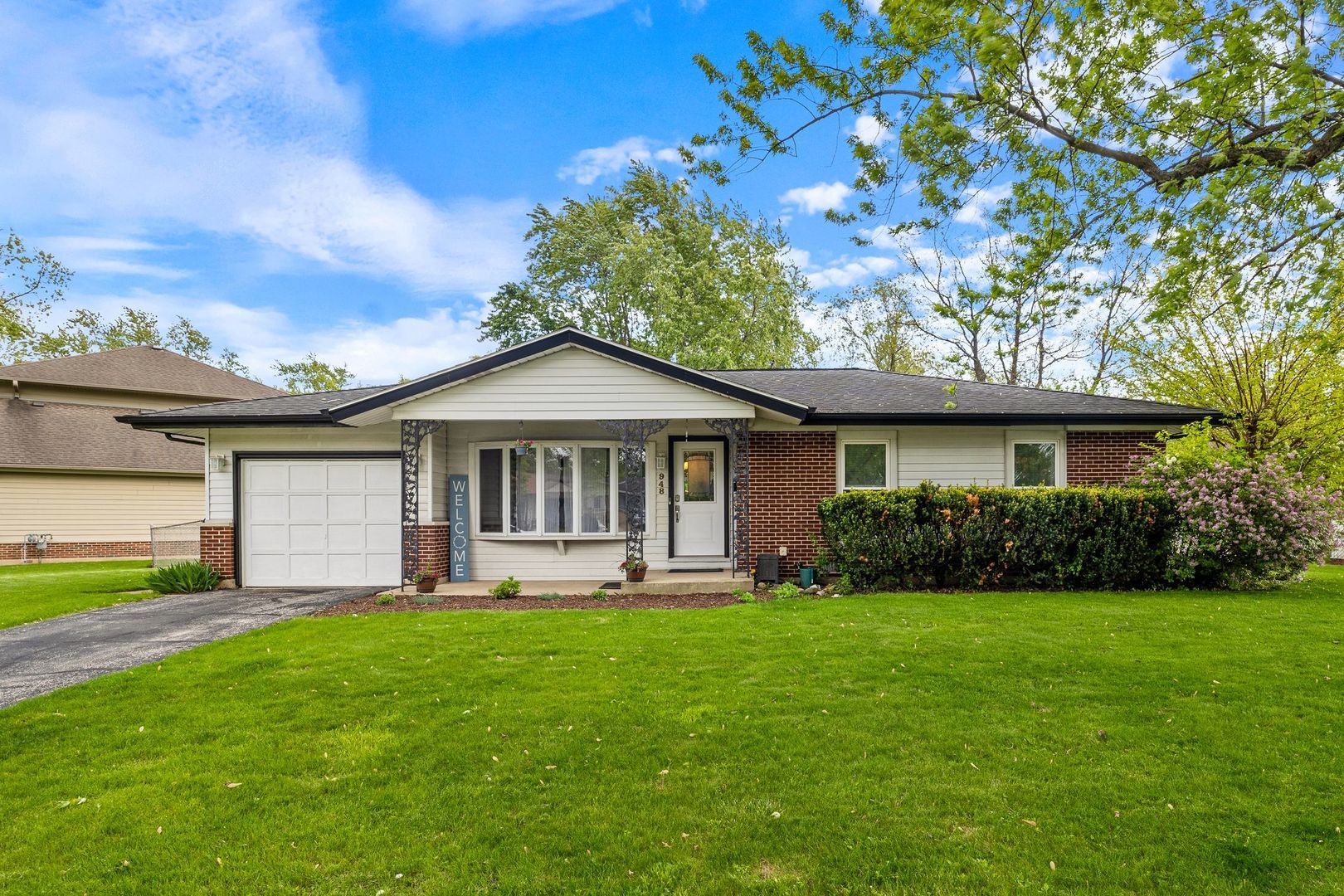 948 Carswell Court — Elk Grove Village, IL 60007