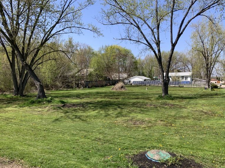 28490 W Main Street, Wauconda, IL 60084