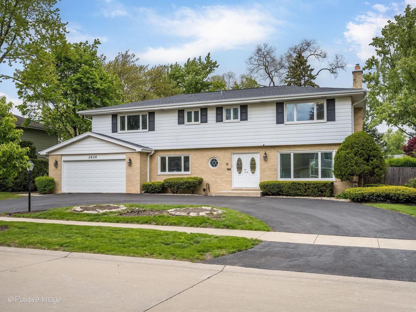 2626 Farnsworth Lane — Northbrook, IL 60062