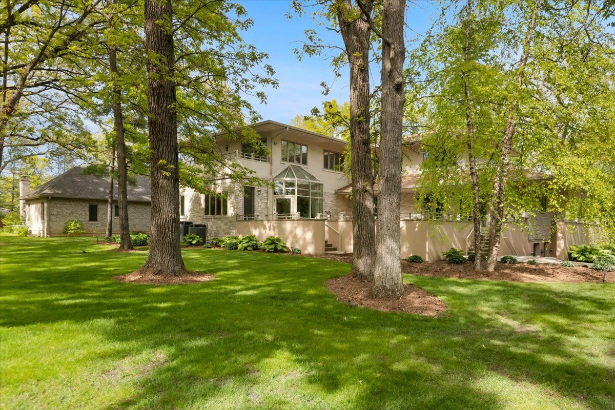 3464 Old Mill Road — Highland Park, IL 60035