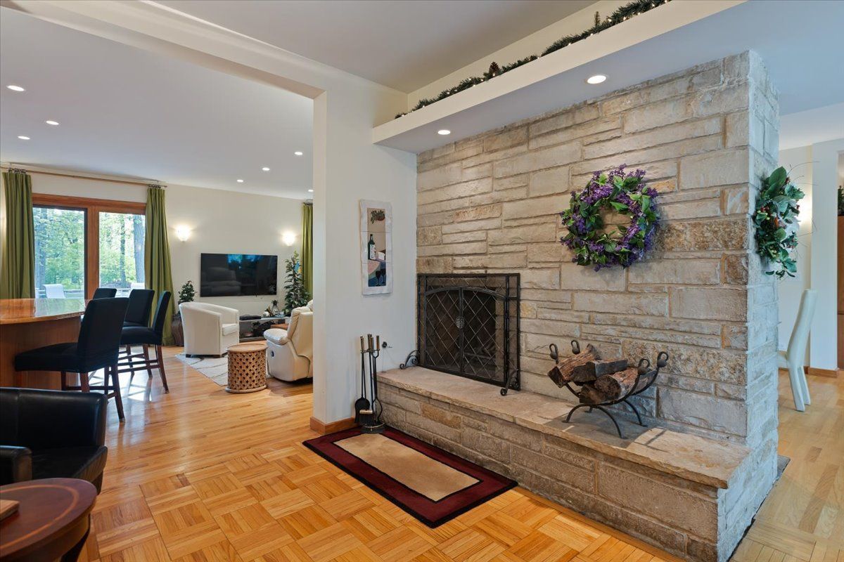 3464 Old Mill Road, Highland Park, IL 60035