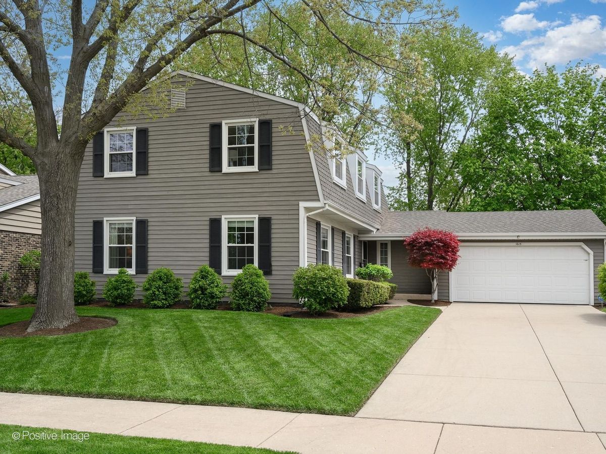 1615 S Kaspar Avenue, Arlington Heights, IL 60005